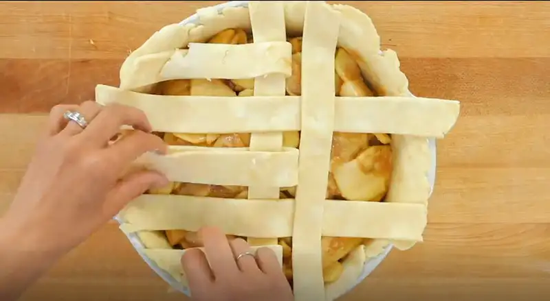 apple pie recipe,apple pie recipe i stole from my grandma,apple pie with secrec ingredient